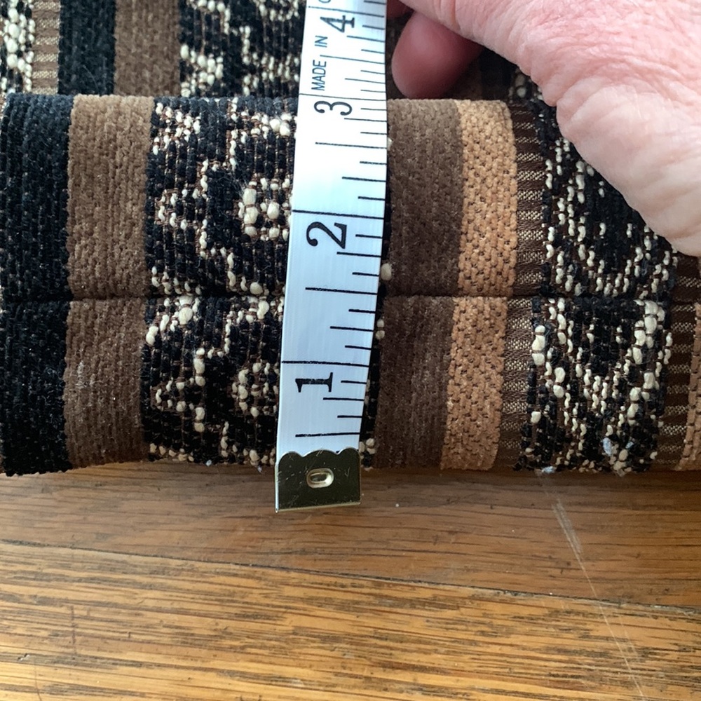 👜 Danny K of Beverly Hills brown/black fabric purse with adjustable strap. - Picture 11 of 11